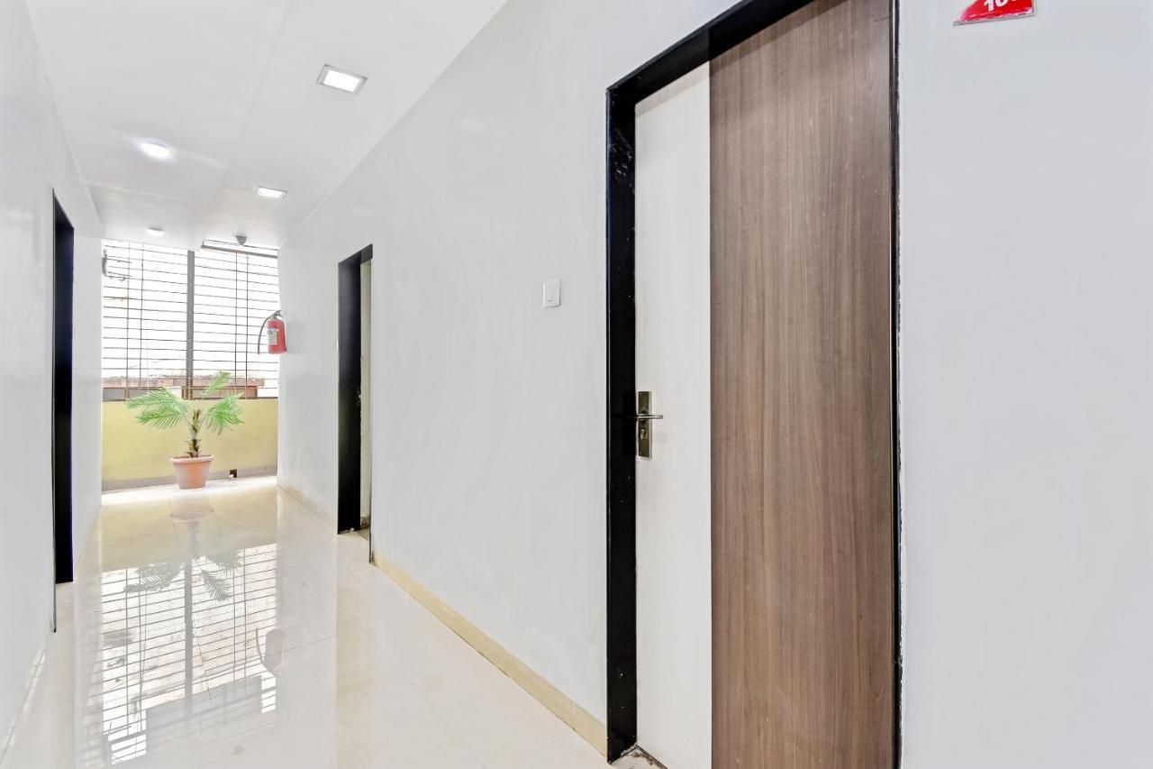 Hingoli Oyo 61308 Hotel Rw International מראה חיצוני תמונה