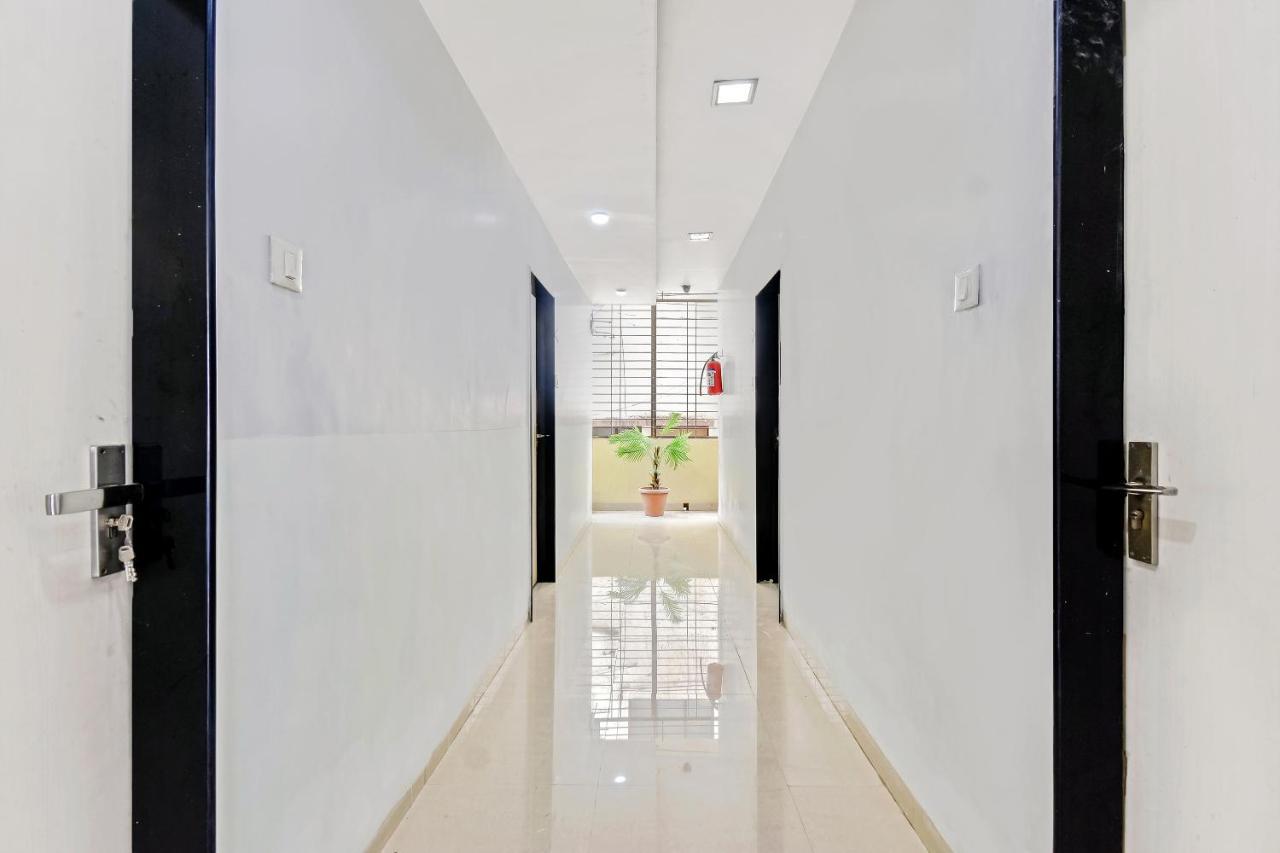 Hingoli Oyo 61308 Hotel Rw International מראה חיצוני תמונה